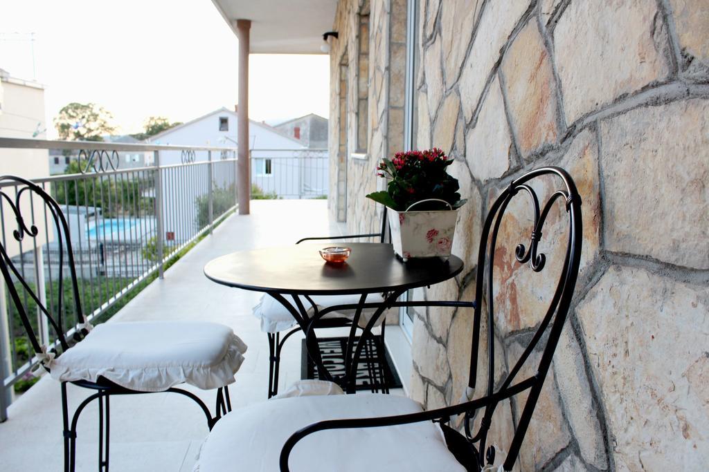 Apartments Robert Kastela Room photo