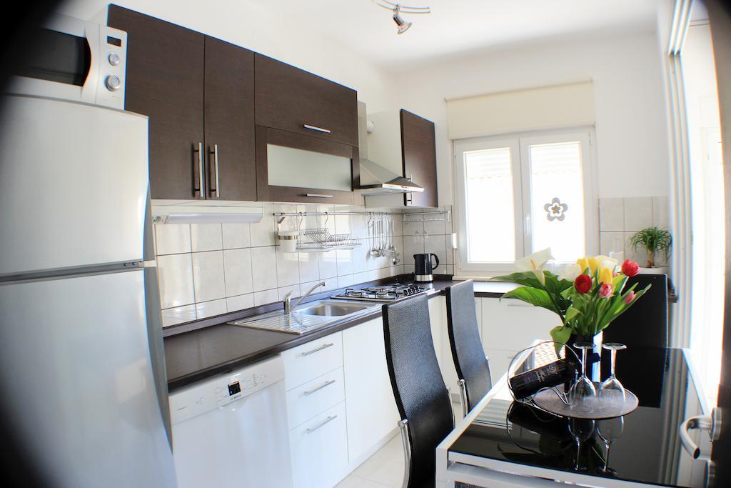 Apartments Robert Kastela Room photo